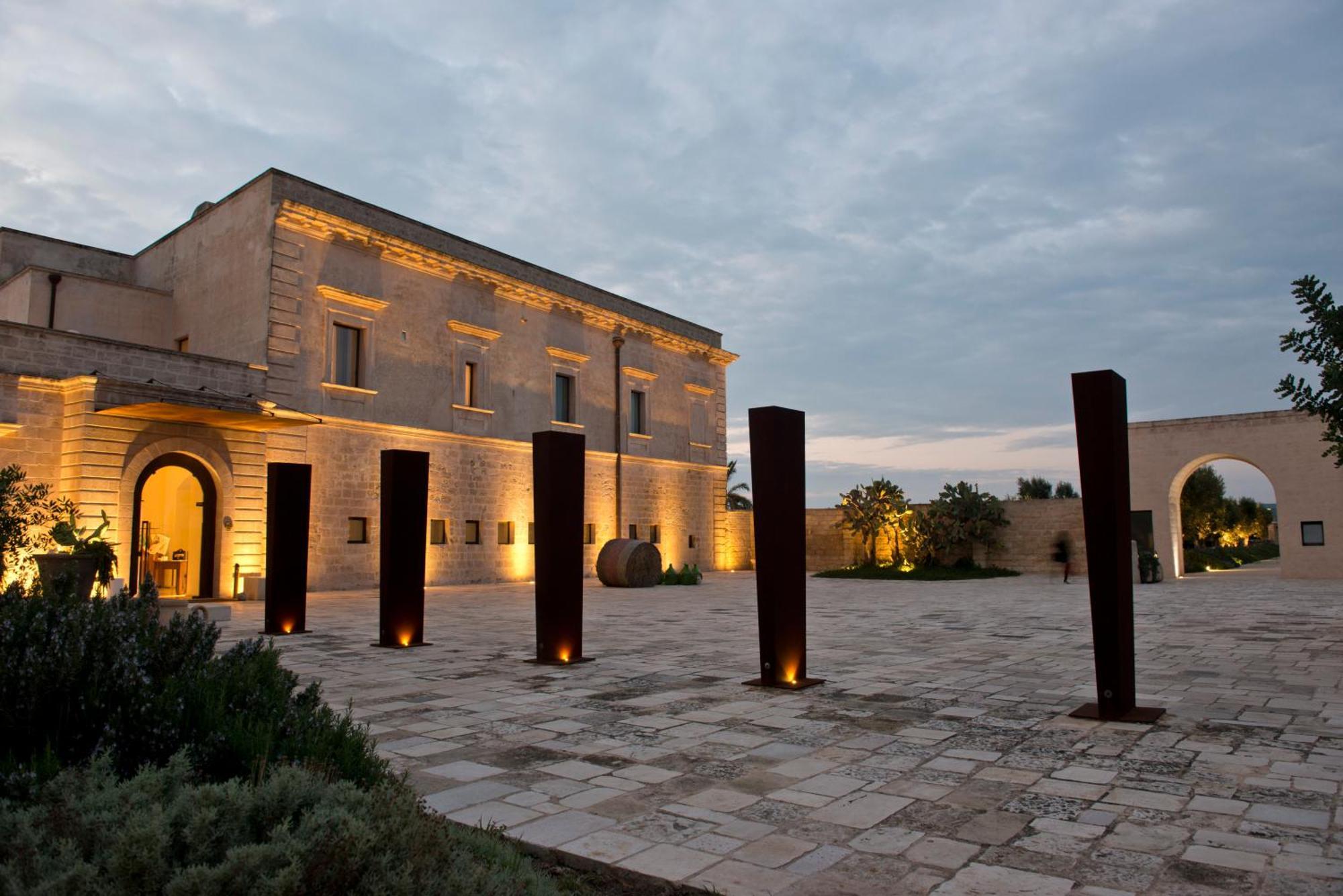 Hotel Histo San Pietro Sul Mar Piccolo Tarento Exterior foto