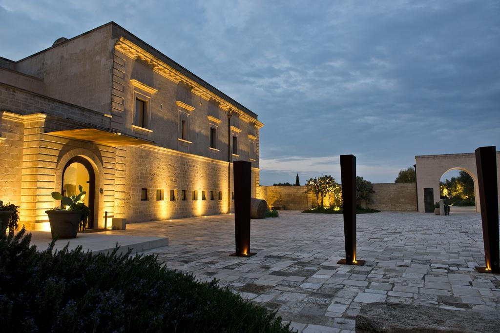 Hotel Histo San Pietro Sul Mar Piccolo Tarento Exterior foto